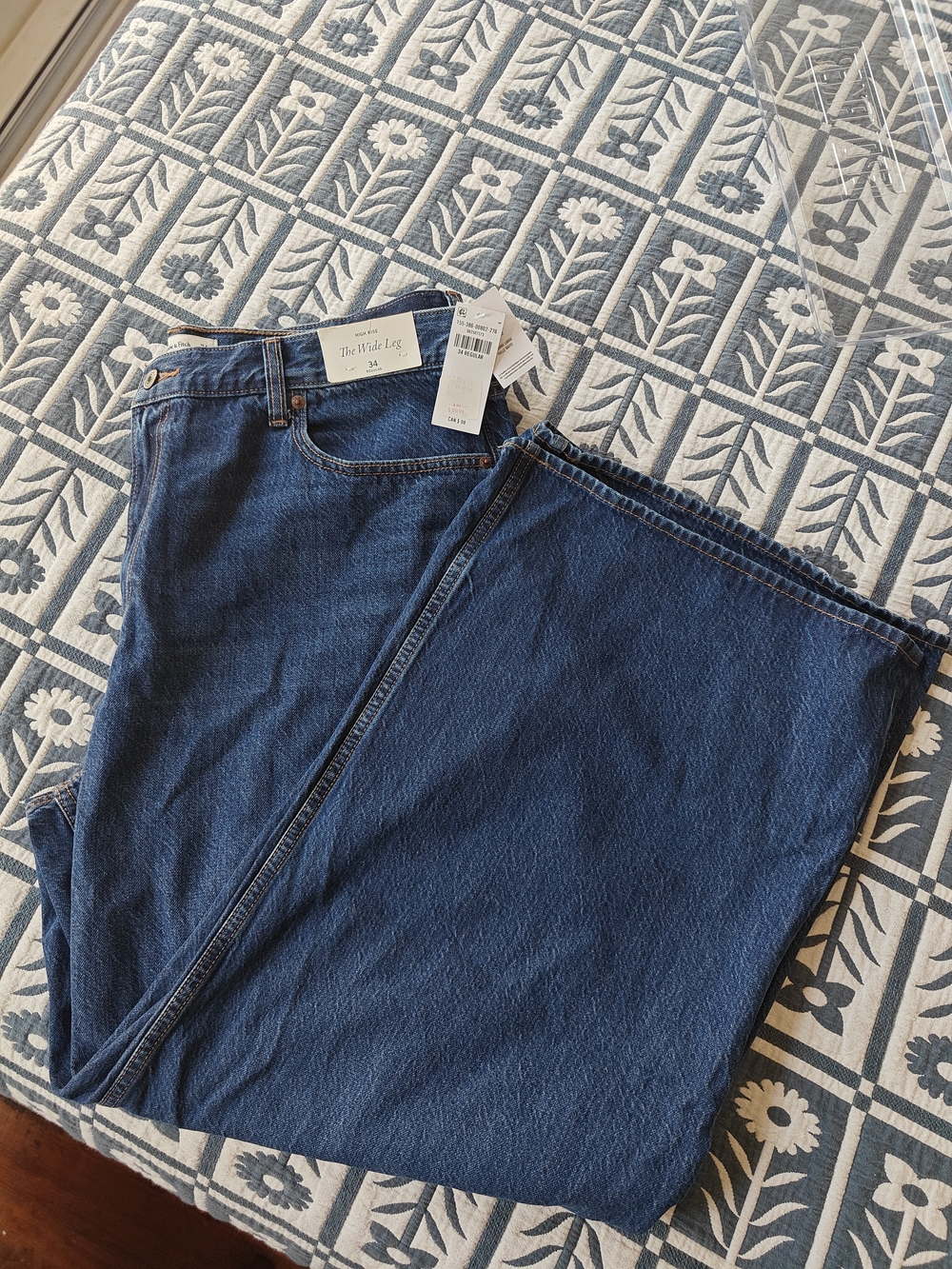 Abercrombie & Fitch Indigo Wide-Leg High-Rise Jeans